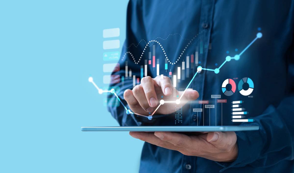 Evaluating_what_to_invest_in_1200x700