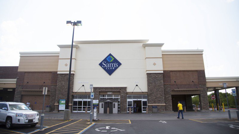 Sam's Club exterior