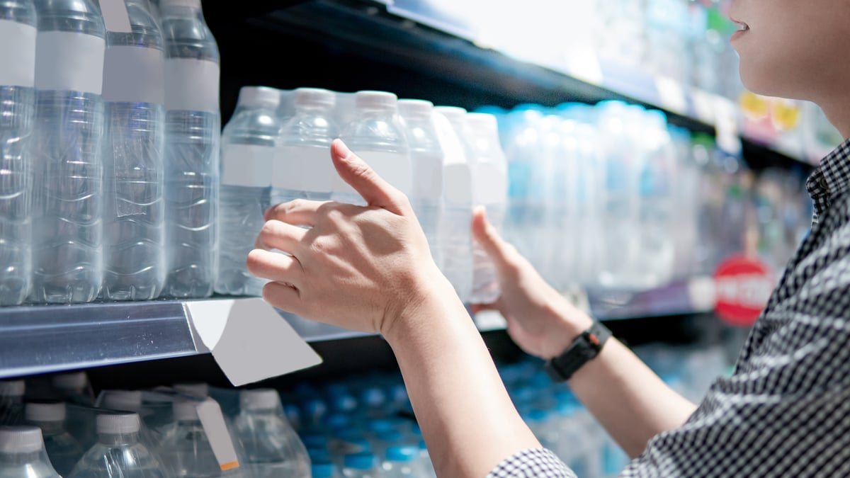 5 Best Plastics Stocks for 2026 and How to Invest