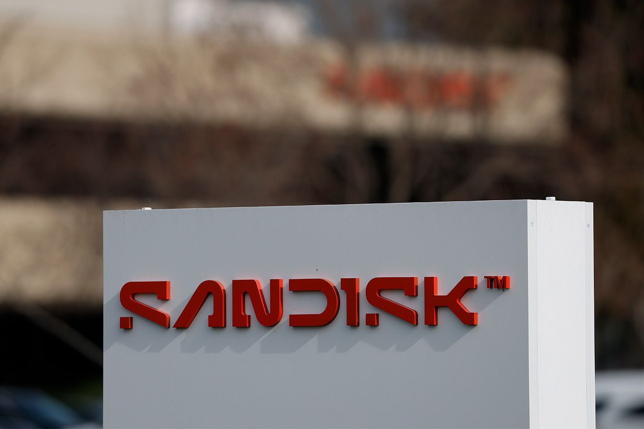 SanDisk_signage_Sandisk_Corporation_imageSource_Getty_Images_395.jpg