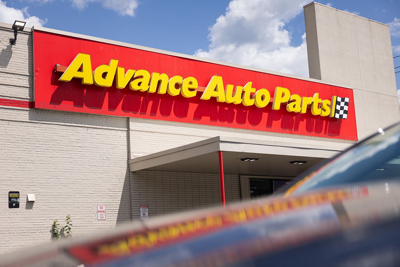 Advance_Auto_Parts_storefront_Advance_Auto_Parts_Inc_imageSource_Getty_Images_261.jpg