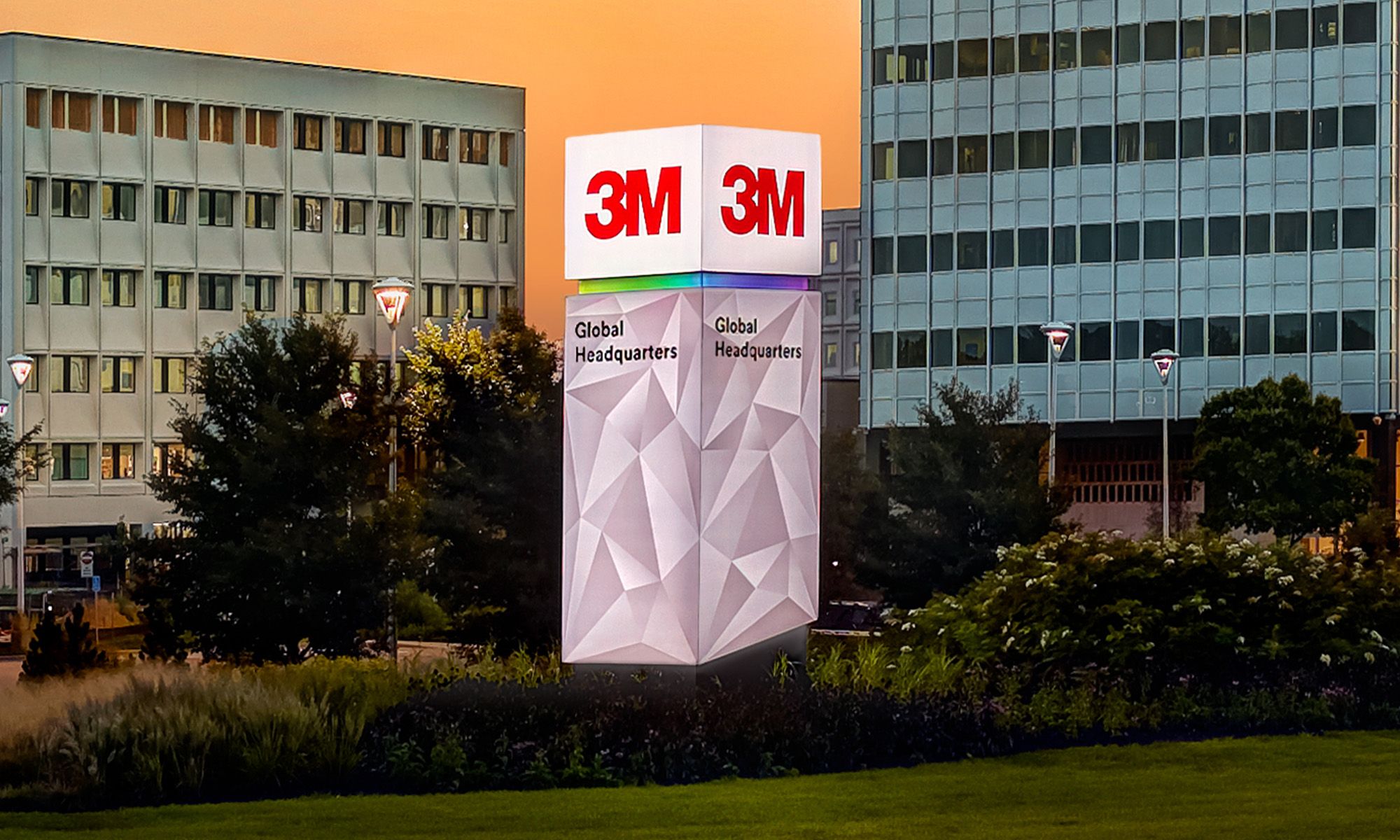 monument at night with headquarters in background and _3M logo_3M_.jpg