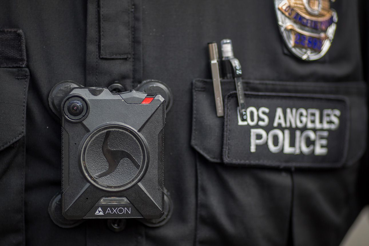 Axon_body_camera_Axon_Enterprise_Inc_imageSource_Getty_Images_254.jpg