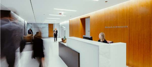 A scene in the Heidrick & Struggles office