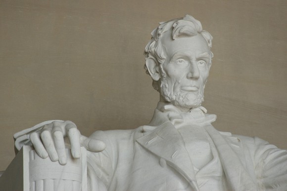 Abraham Lincoln statue