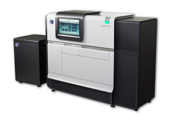 Pacific Biosciences RS II sequencing system.