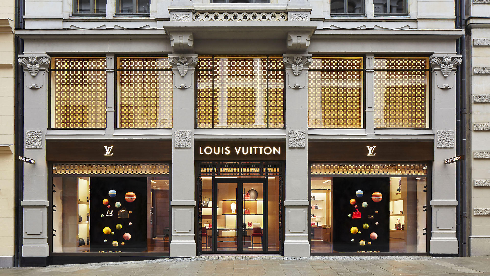 louis-vuitton-stores-no-louis-vuitton-oslo--source-LV