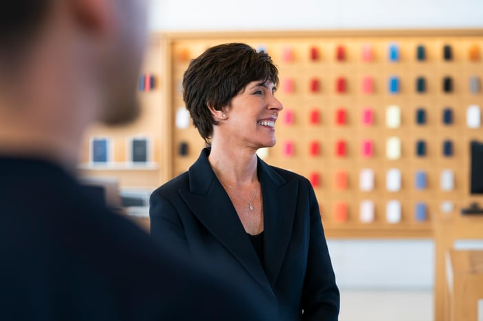 Deidre O'Brien in an Apple store