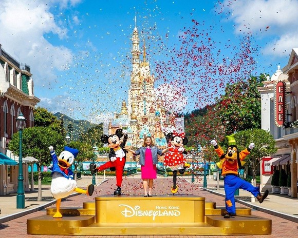 Donald Duck, Mickey Mouse, Minnie Mouse, and Goofy at the opening of Hong Kong Disneyland.