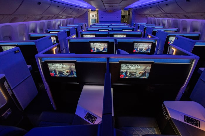 The renovated interior of a Delta Boeing 777