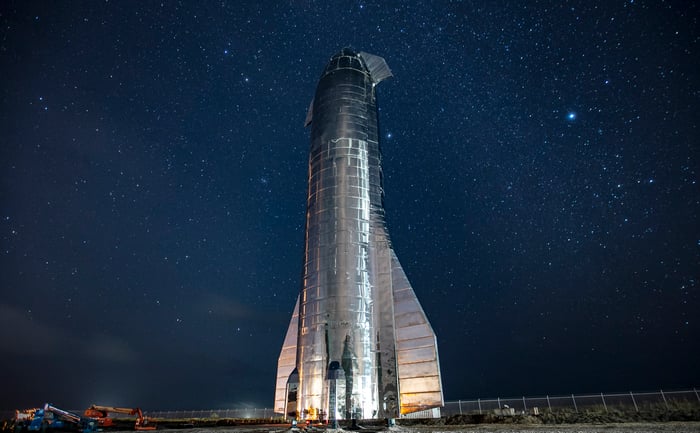 Starship v.1 at night.