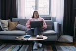 woman_working_on_a_laptop