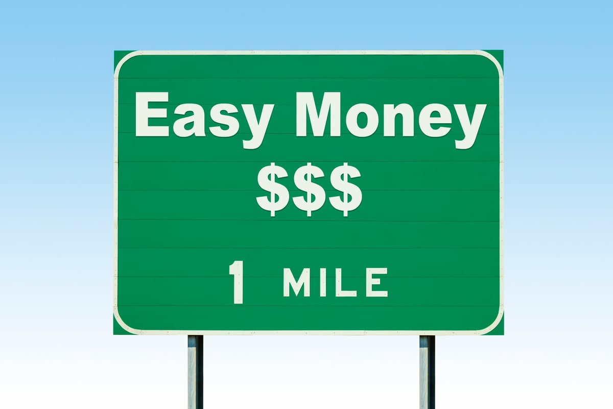 24_09_29 A road sign that says easy money 1 mile _MF Dload Easy Money 1 Mile Road Sign-1200x800-5b2df79