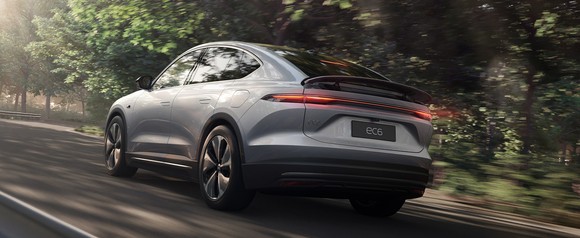 Nio's ET6 sedan.