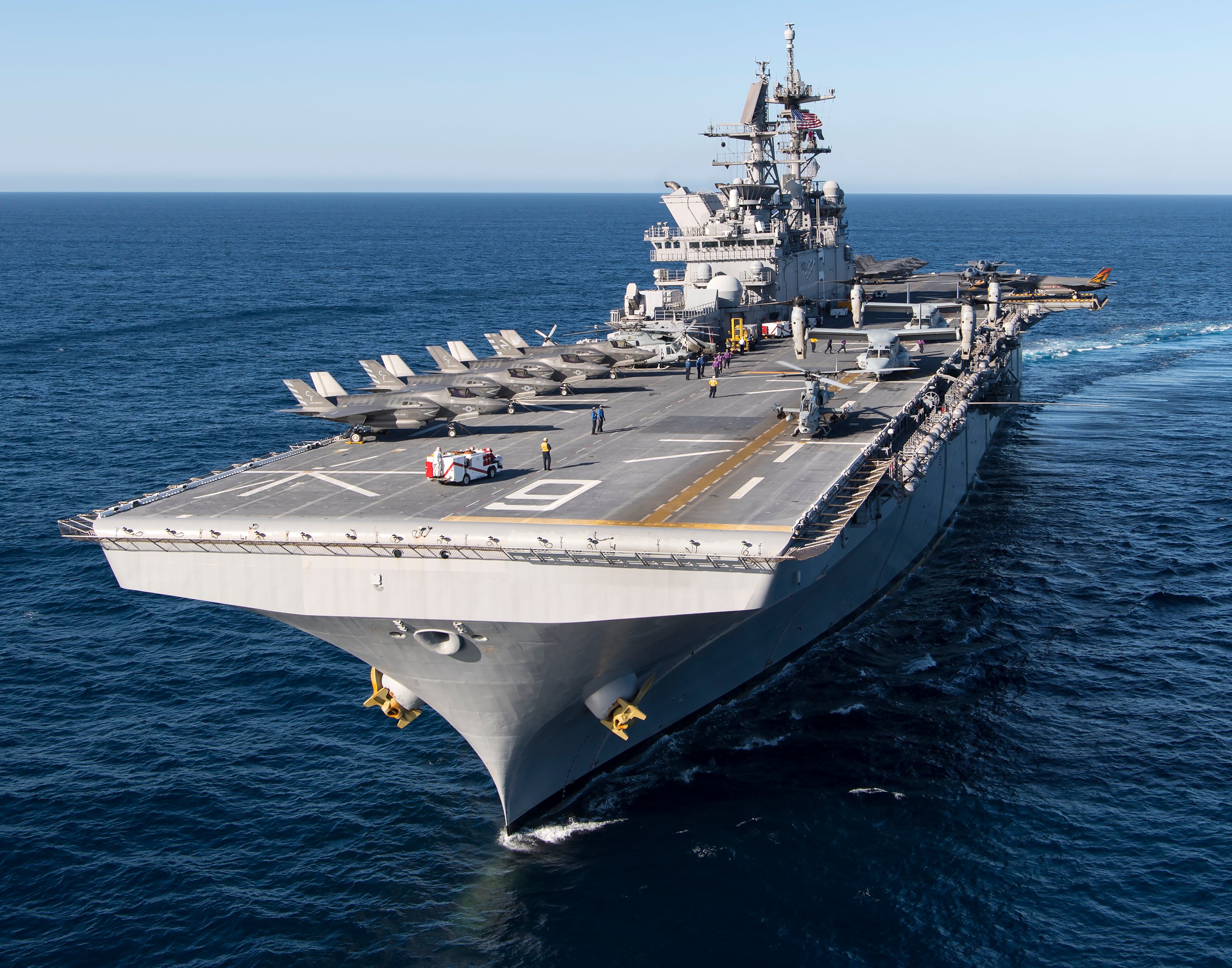 LMT F35s on the deck of HII built USS America source LMT