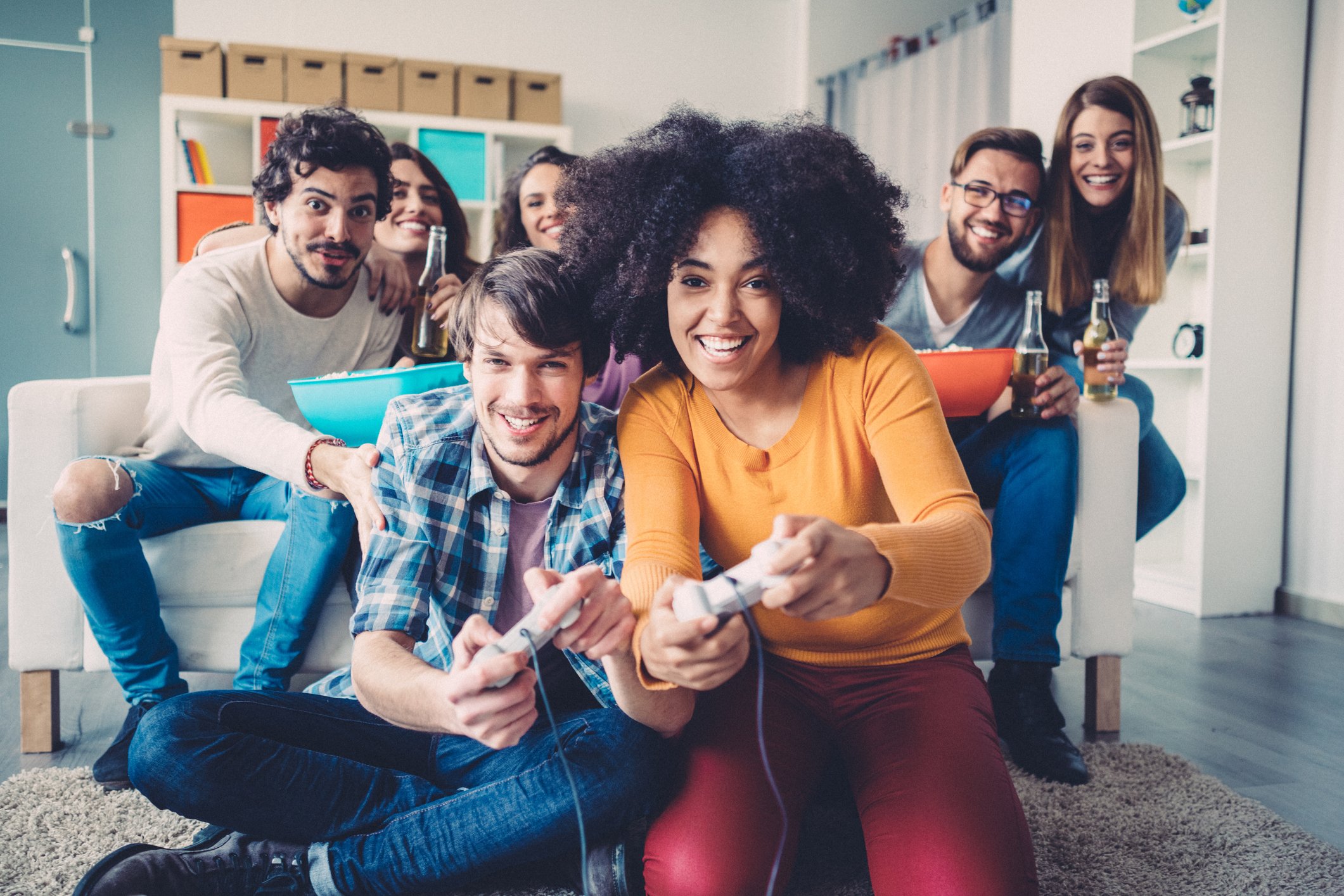 Friends_Playing_Video_Games-GettyImages-1087619458