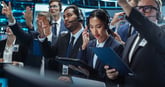 Traders_bidding_in_the_stock_market