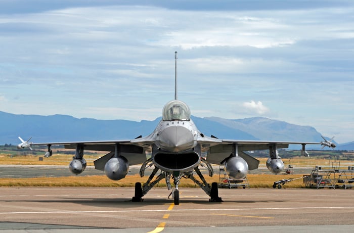 Lockheed Martin F-16.