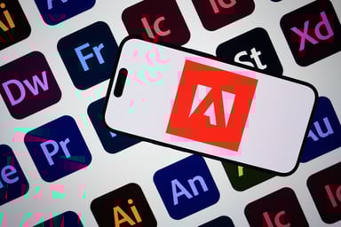 adobe_Logo_on_smartphone_with_adobe_program_logos_adbe