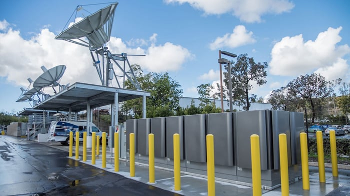 A cluster of Bloom Energy servers. 