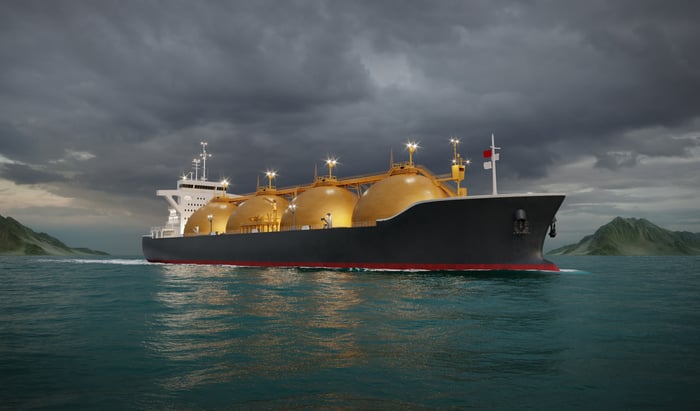 A gas-carrying ship. 
