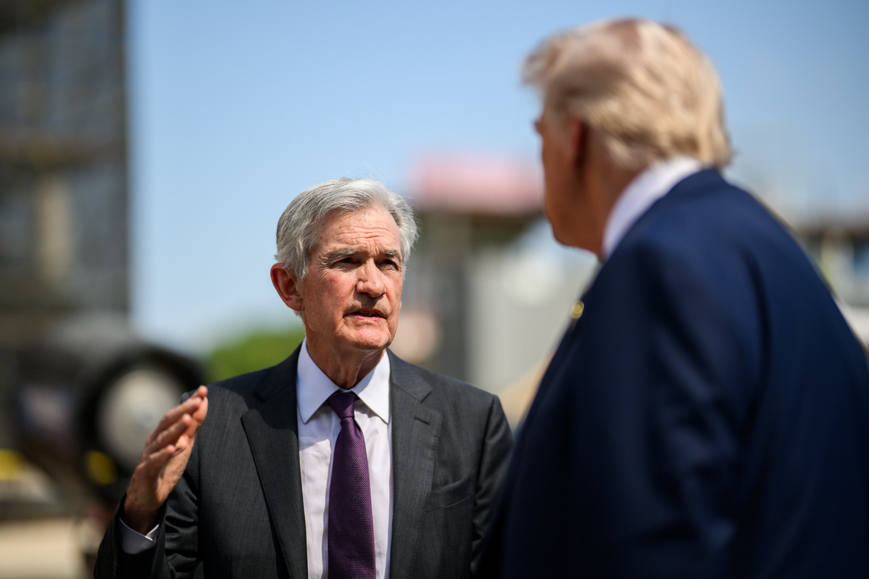 President Donald Trump WH Photo Speak Jerome Powell Daniel Torok
