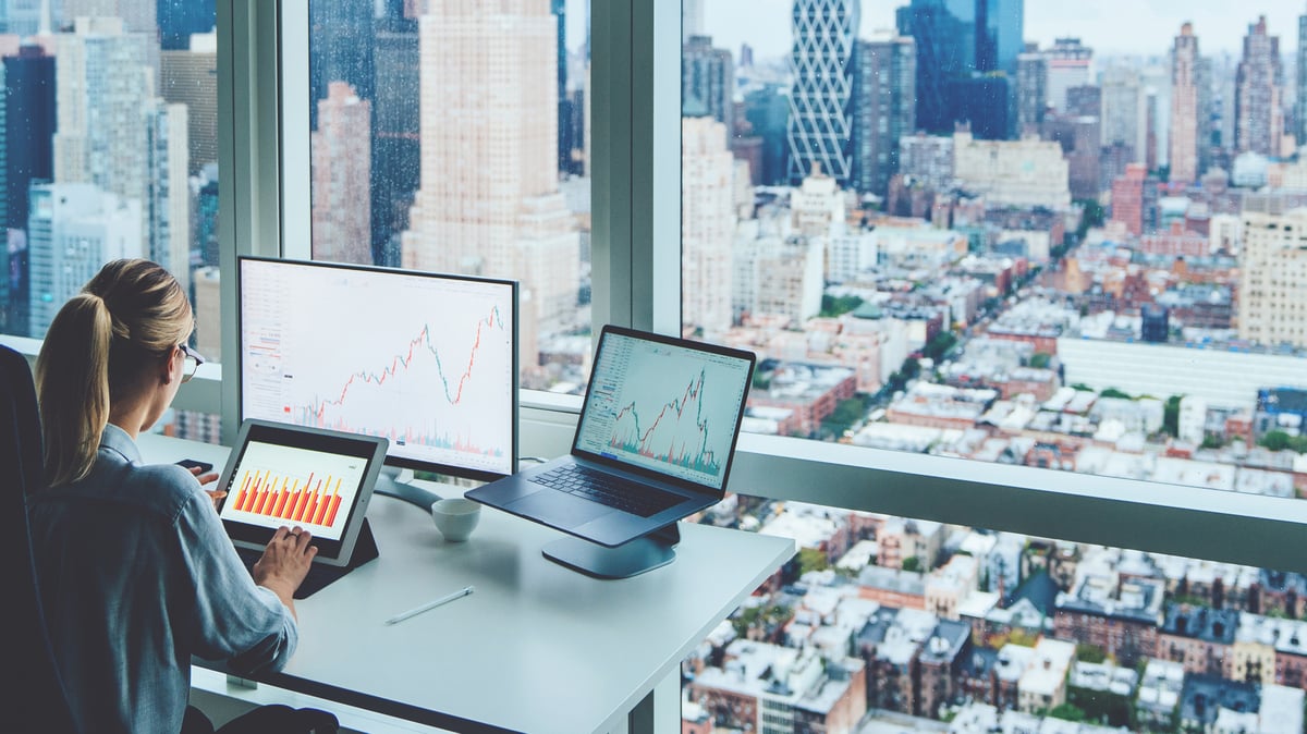 ServiceNow Stock Faces AI Headwinds: Is the Selloff Creating a Buying Opportunity?