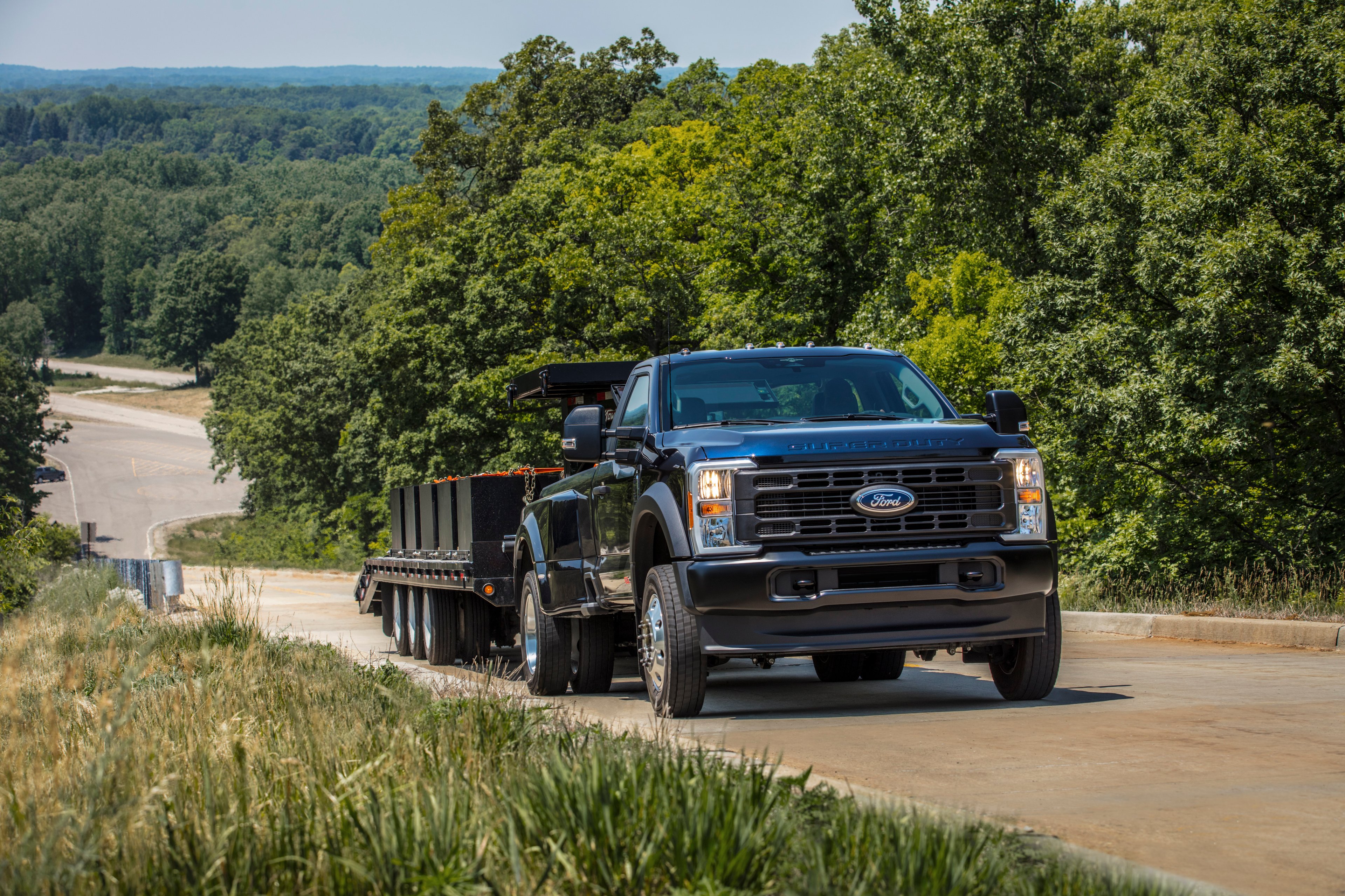 2023 Ford Super Duty_F-450 XL_Max Tow_01