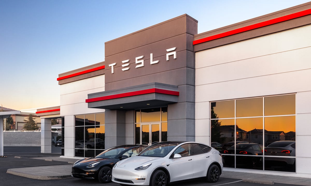 Tesla Sank 15% on Its Q2 Miss. Wall Street's Average Price Target Now Implies 29% Upside.