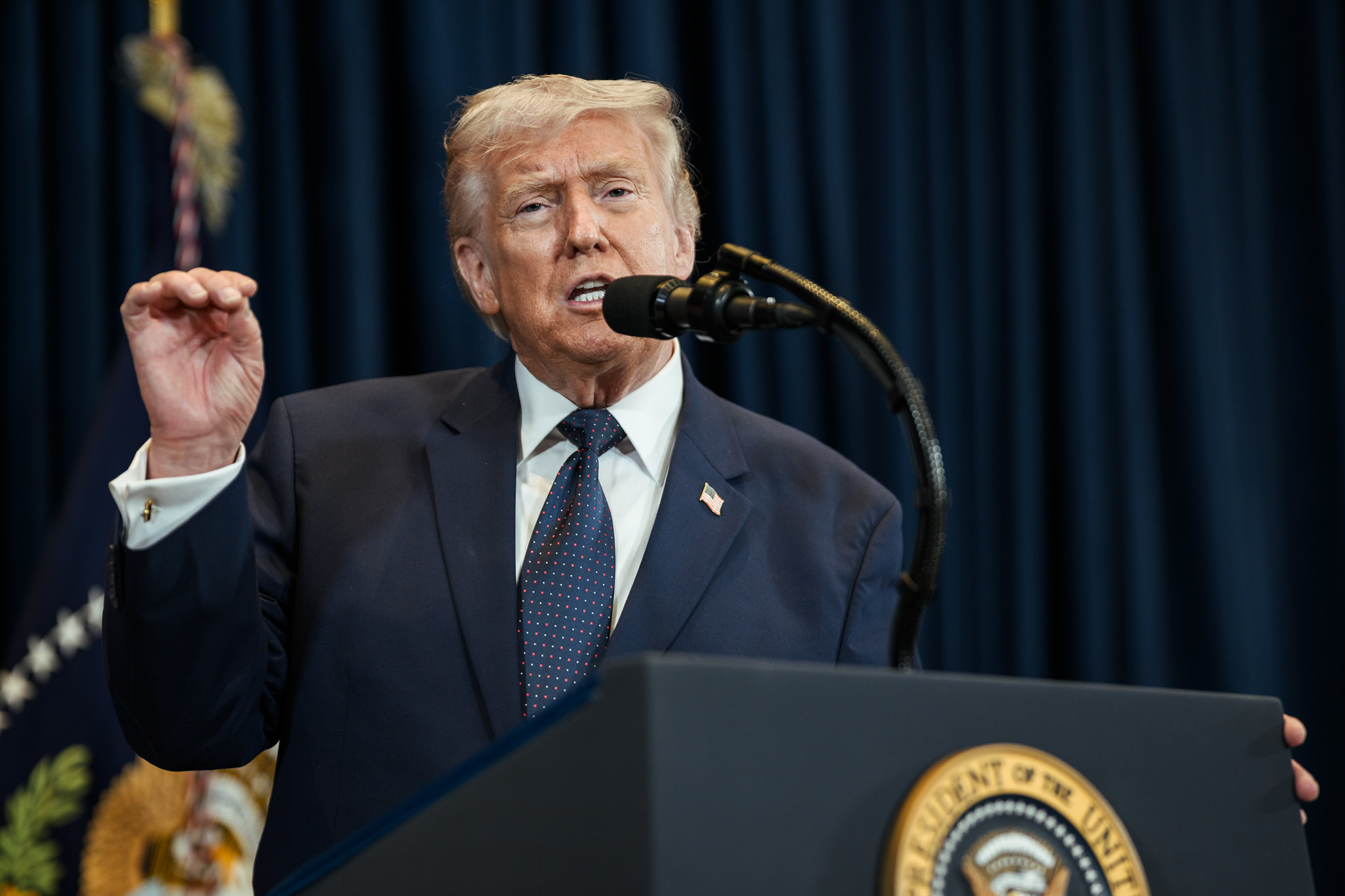 President Donald Trump WH Photo Press Podium Daniel Torok