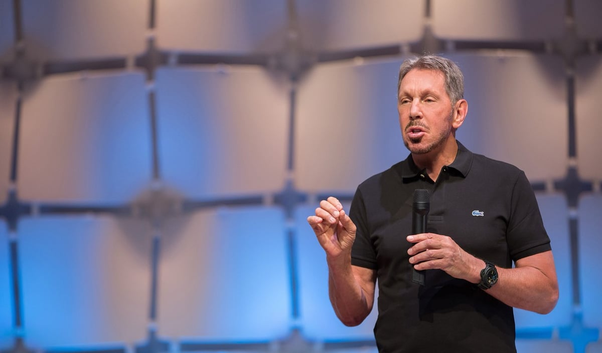 Larry Ellison Owns 40.6% of Oracle and Has Backstopped $40.4 Billion of a Media Deal. Here's Why That's an Oracle Shareholder's Problem.