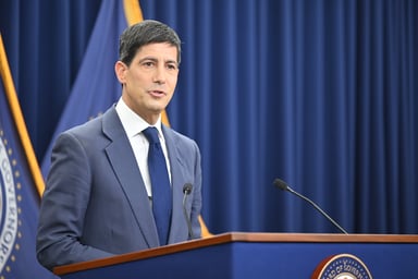 Fed Chair Kevin Warsh FOMC June 17 Meeting
