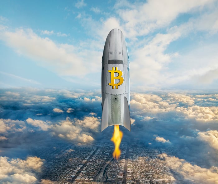 Bitcoin kundrejt XRP: Vlerësimi i mungesës dhe dobisë në modelet e vlerës së kriptomonedhave