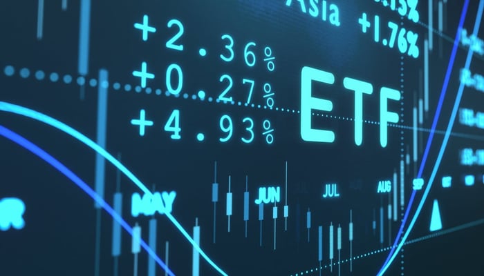 A computer screen showing updated gains, with the letters ETF to the right. 