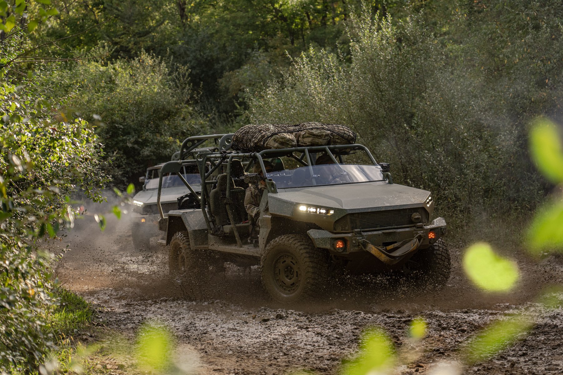 GM_defense_Mud action-63