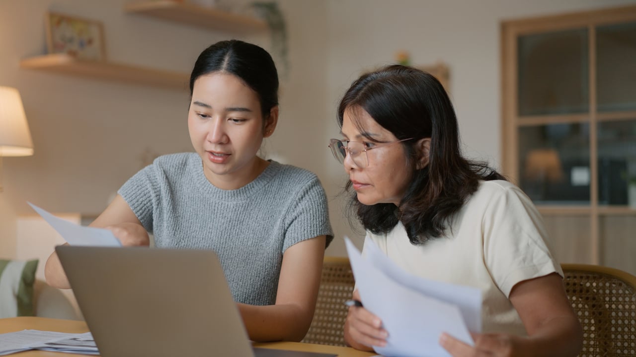 26_10_20 Two people looking at paperwork and a computer _MF Dload GettyImages-2244177118-1280x720-273823a