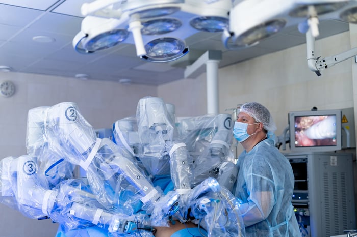 A surgeon in the operating room.