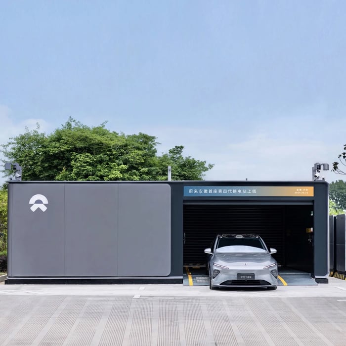 A car at a Nio battery swap station.