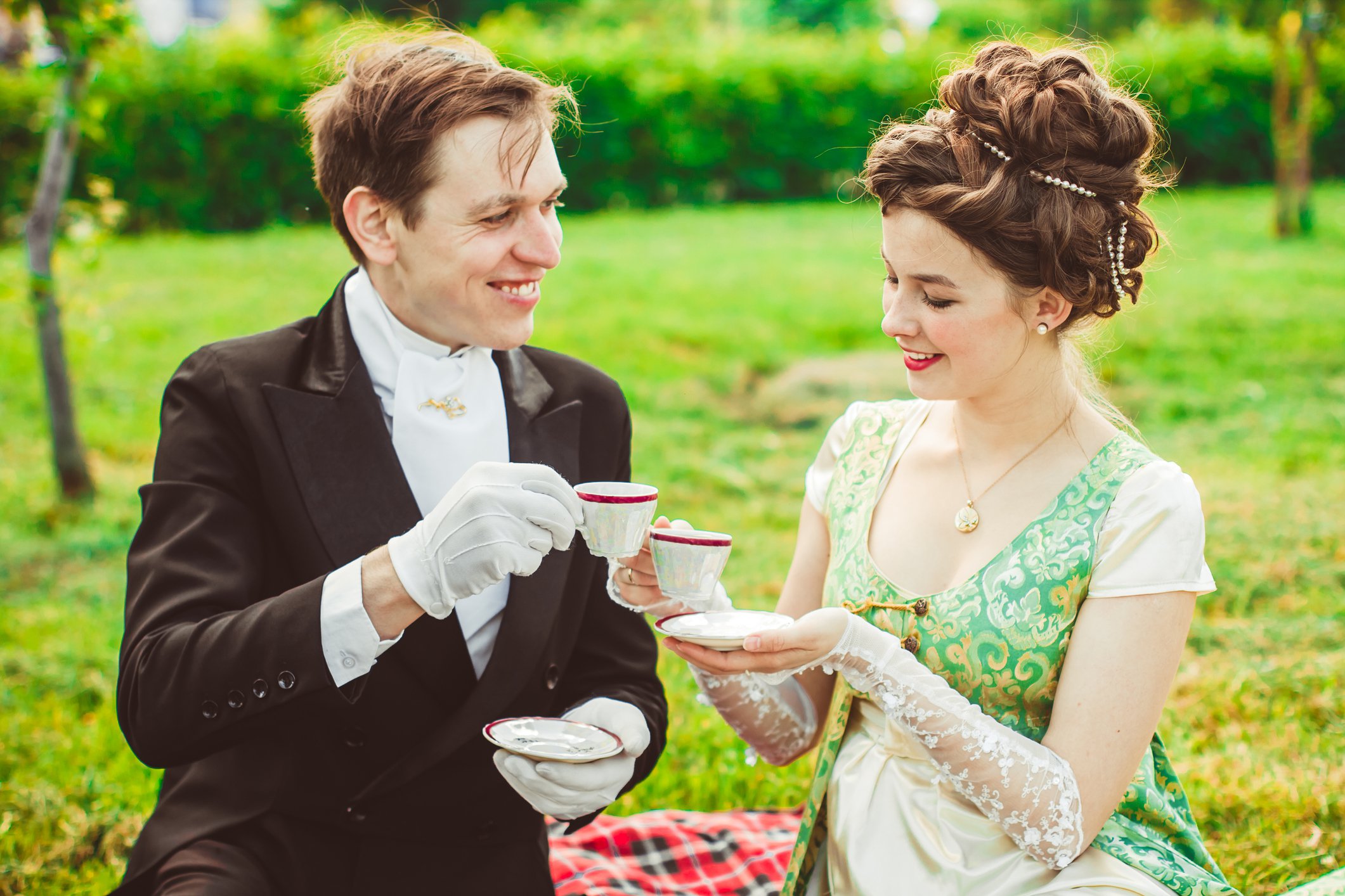 Getty - dividend aristocrats wealthy sophisticated tea social couple courtship aristocracy.jpg